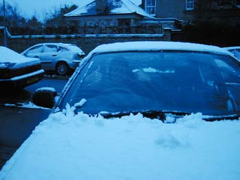 A snow-covered early start. Andy S doing the much overlooked 'double thumbs up' 80s greeting.