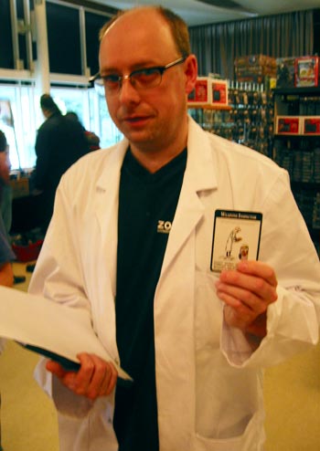 We got visited by our <a href="/rules/card_detail.php?fname=E-Weapons-Inspector">Weapons Inspector</a> in human form! Awesome!