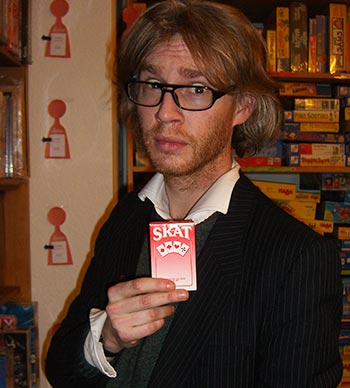 Oh Tom! No we can't play "Skat".